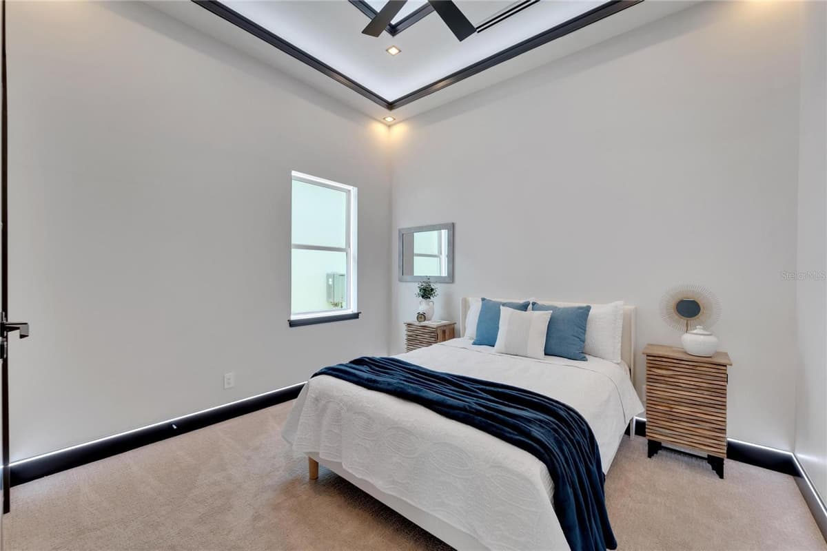 6542 SIMONE SHORES CIRCLE — photo 45 of 75