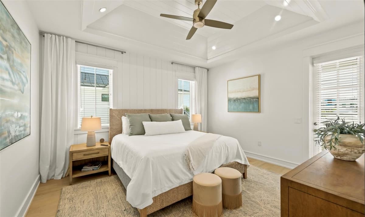 404 NORTH SHORE DR — photo 18 of 32