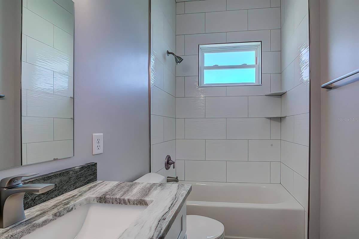 8 HIBISCUS COURT — photo 36 of 51
