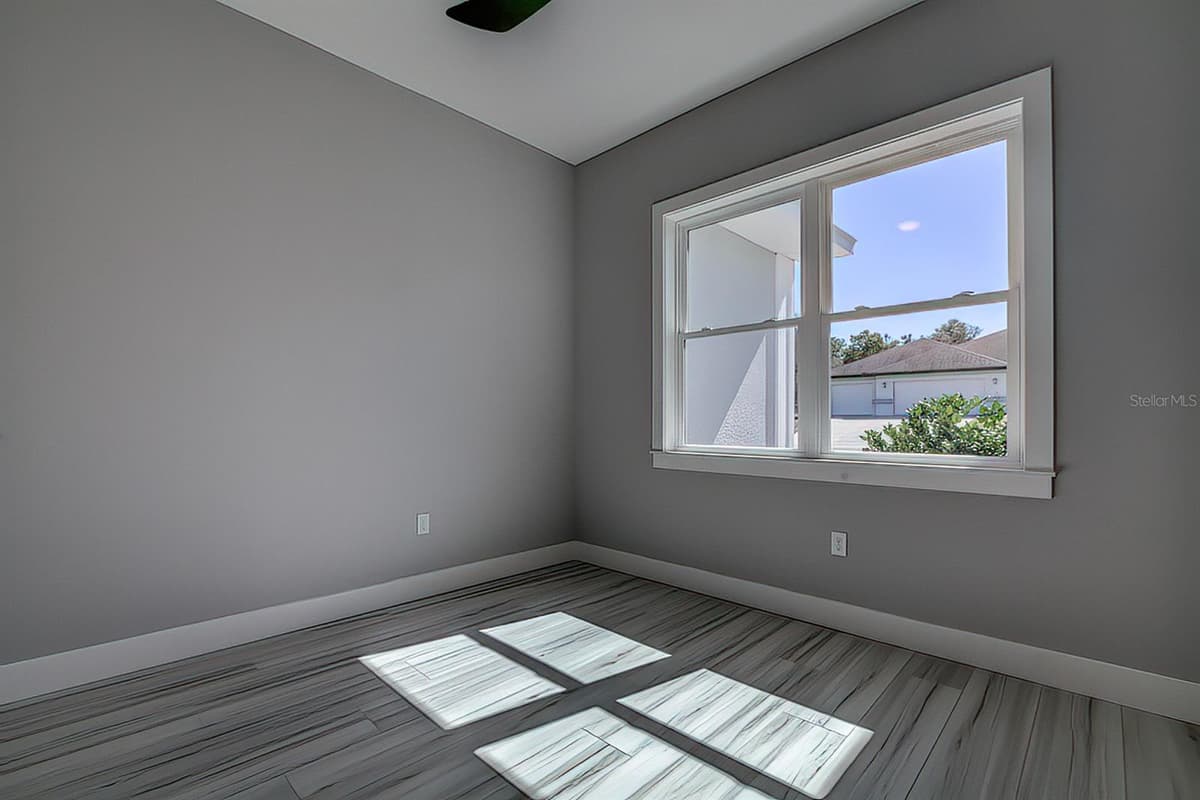 8 HIBISCUS COURT — photo 23 of 51