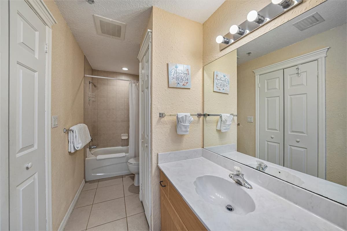 13999 GULF BOULEVARD — photo 18 of 35