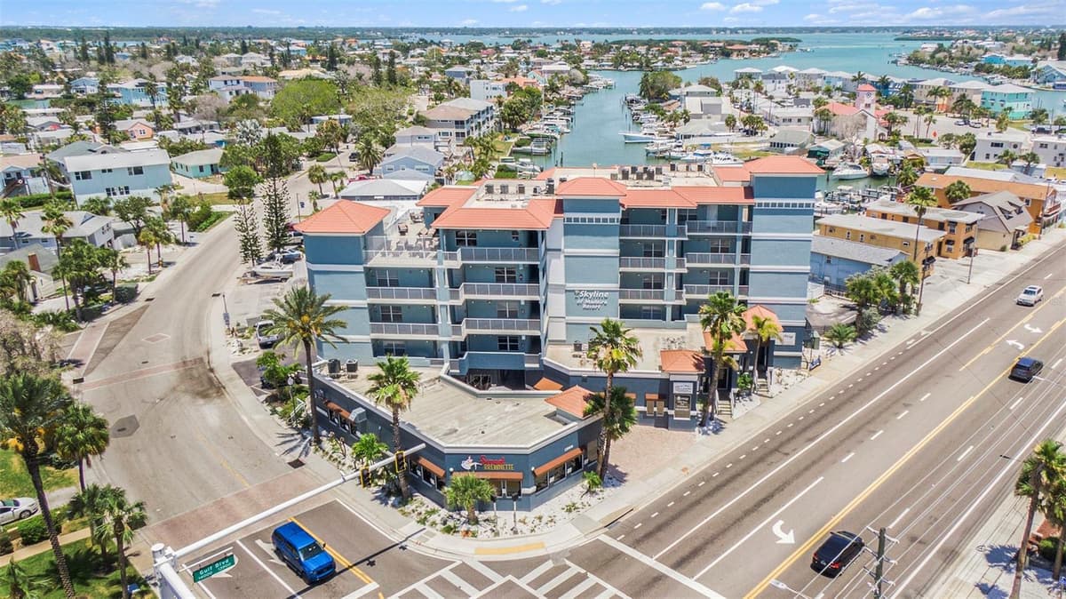 13999 GULF BOULEVARD — photo 34 of 35