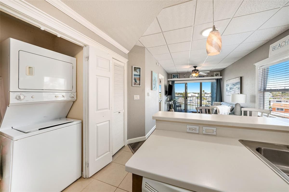 13999 GULF BOULEVARD — photo 16 of 35
