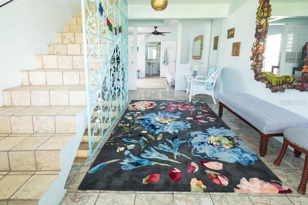 393 CALLE JOSE SUEIRO — photo 16 of 32