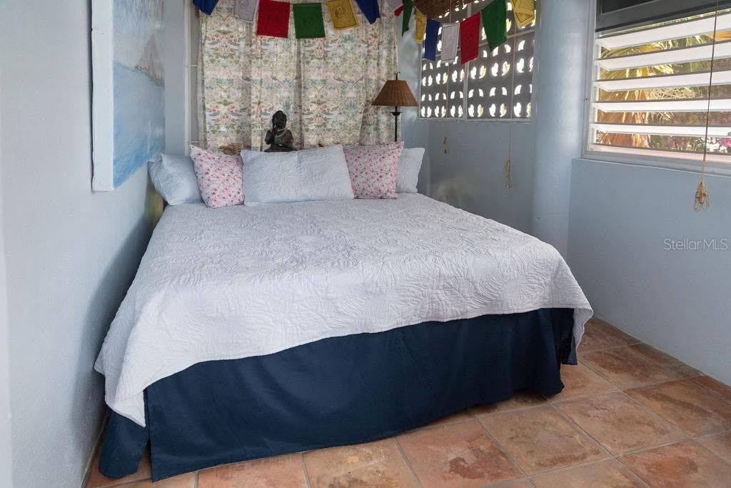 393 CALLE JOSE SUEIRO — photo 20 of 32