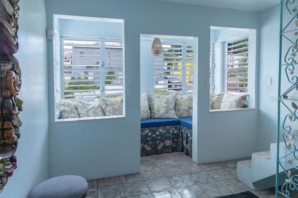 393 CALLE JOSE SUEIRO — photo 17 of 32