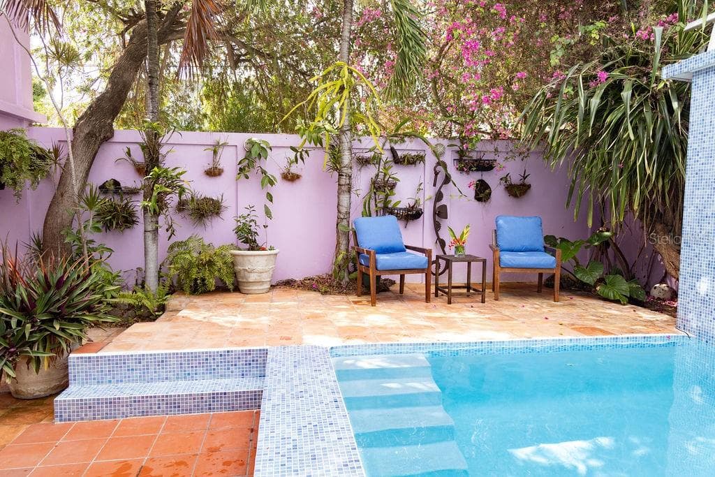 393 CALLE JOSE SUEIRO — photo 6 of 32