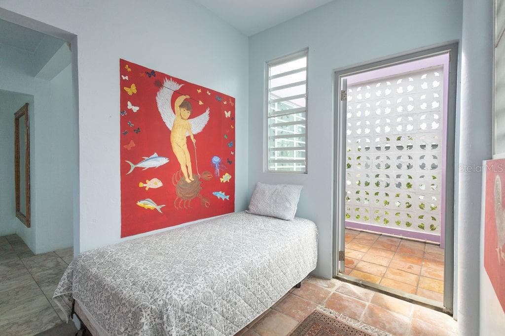393 CALLE JOSE SUEIRO — photo 27 of 32