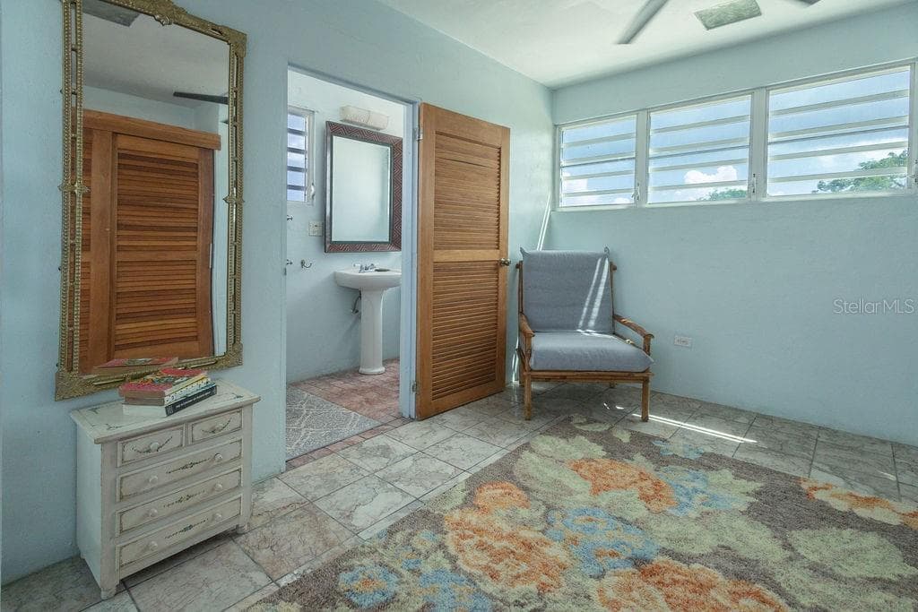 393 CALLE JOSE SUEIRO — photo 23 of 32
