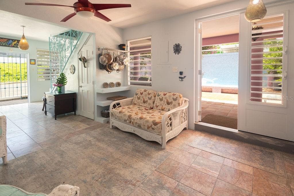 393 CALLE JOSE SUEIRO — photo 13 of 32