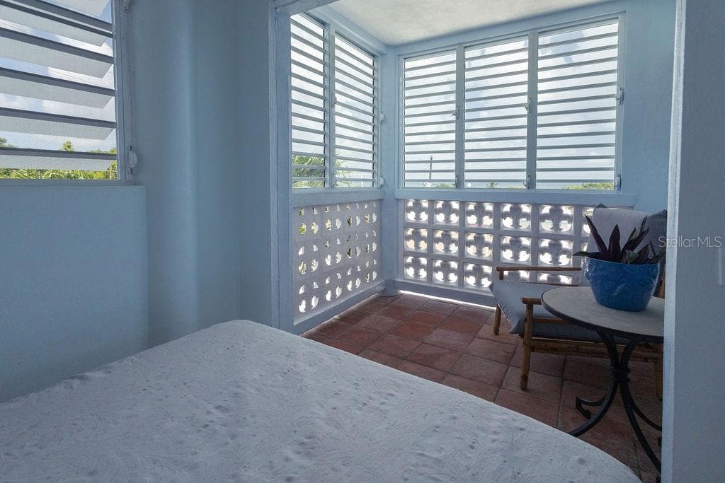 393 CALLE JOSE SUEIRO — photo 26 of 32