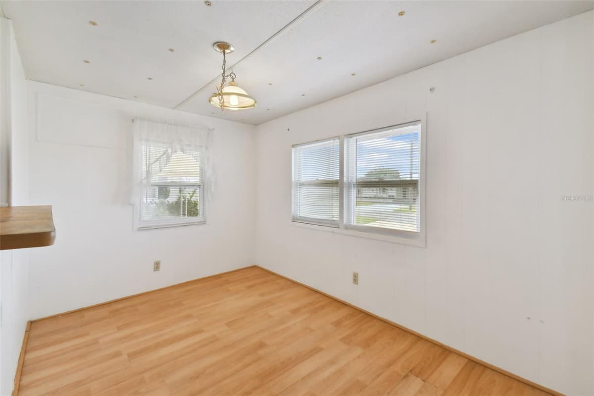 5353 COMANCHE STREET — photo 11 of 61