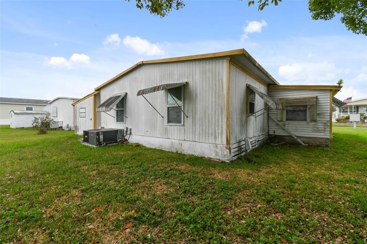 5353 COMANCHE STREET — photo 40 of 61