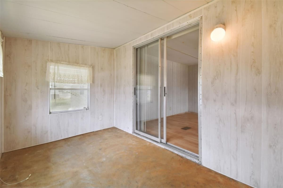 5353 COMANCHE STREET — photo 18 of 61