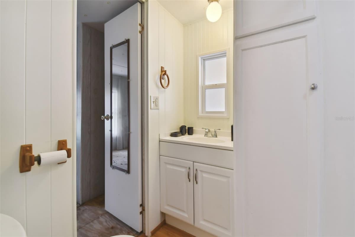 5353 COMANCHE STREET — photo 33 of 61