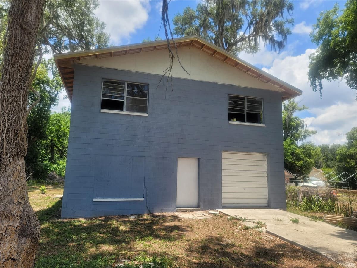 510 TIGHE AVENUE — photo 45 of 48