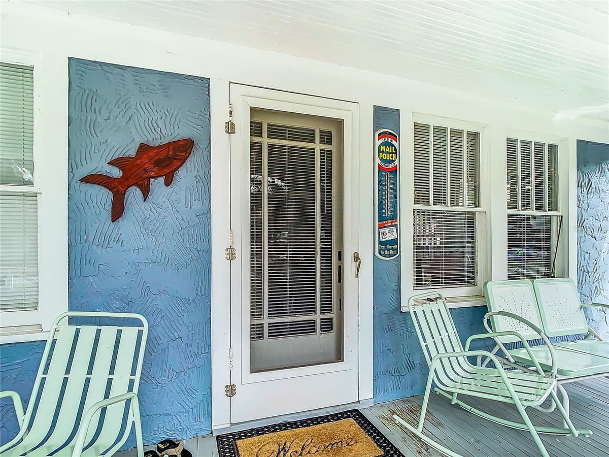 510 TIGHE AVENUE — photo 7 of 48