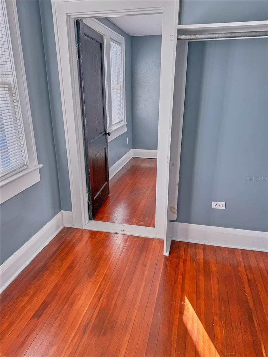 510 TIGHE AVENUE — photo 29 of 48