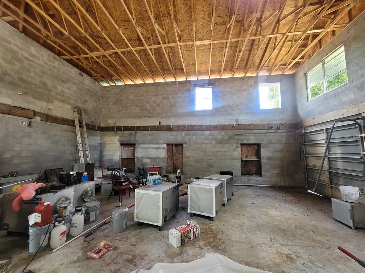 510 TIGHE AVENUE — photo 46 of 48