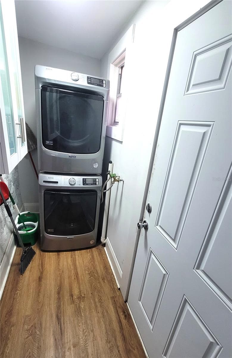 510 TIGHE AVENUE — photo 32 of 48
