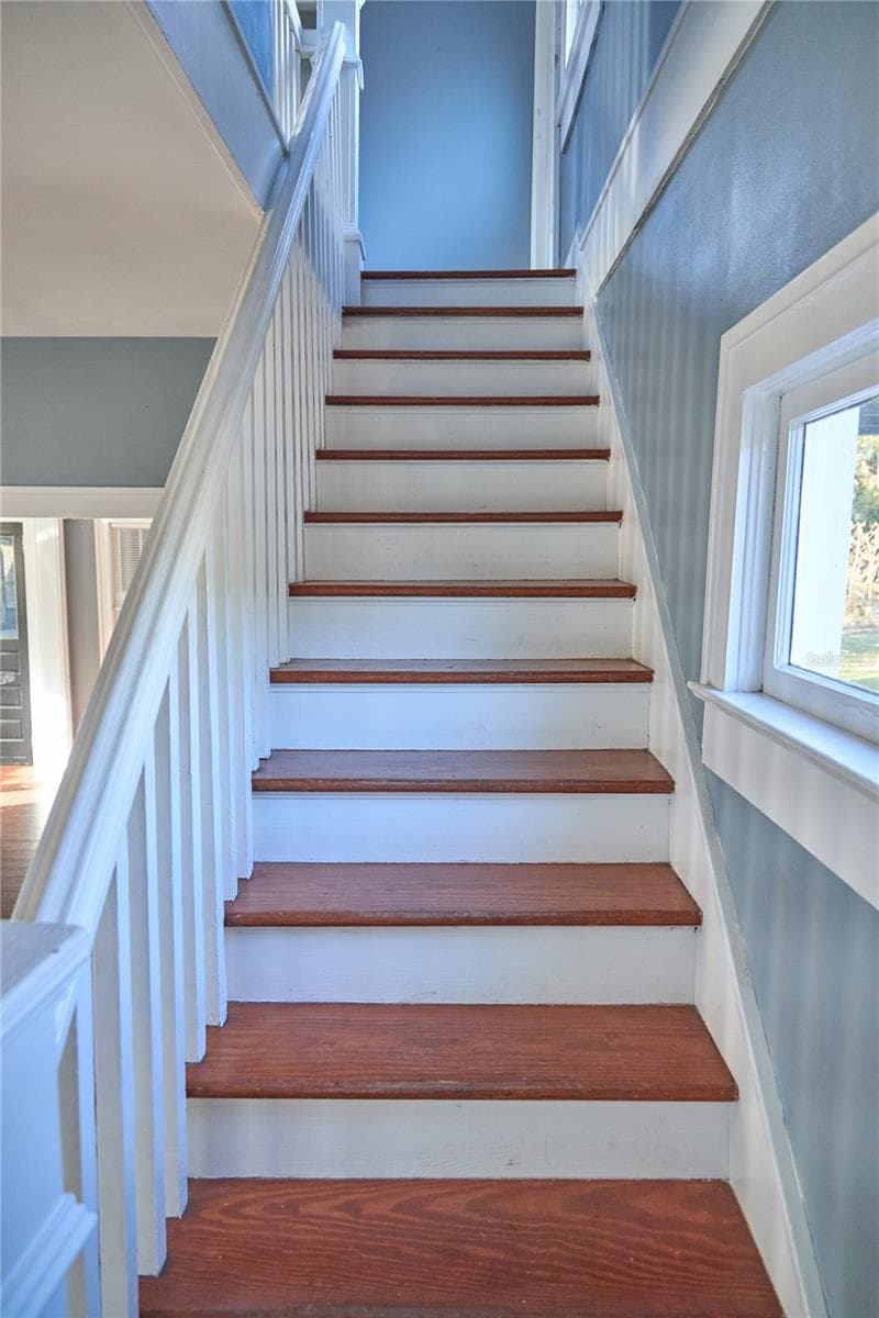 510 TIGHE AVENUE — photo 21 of 48