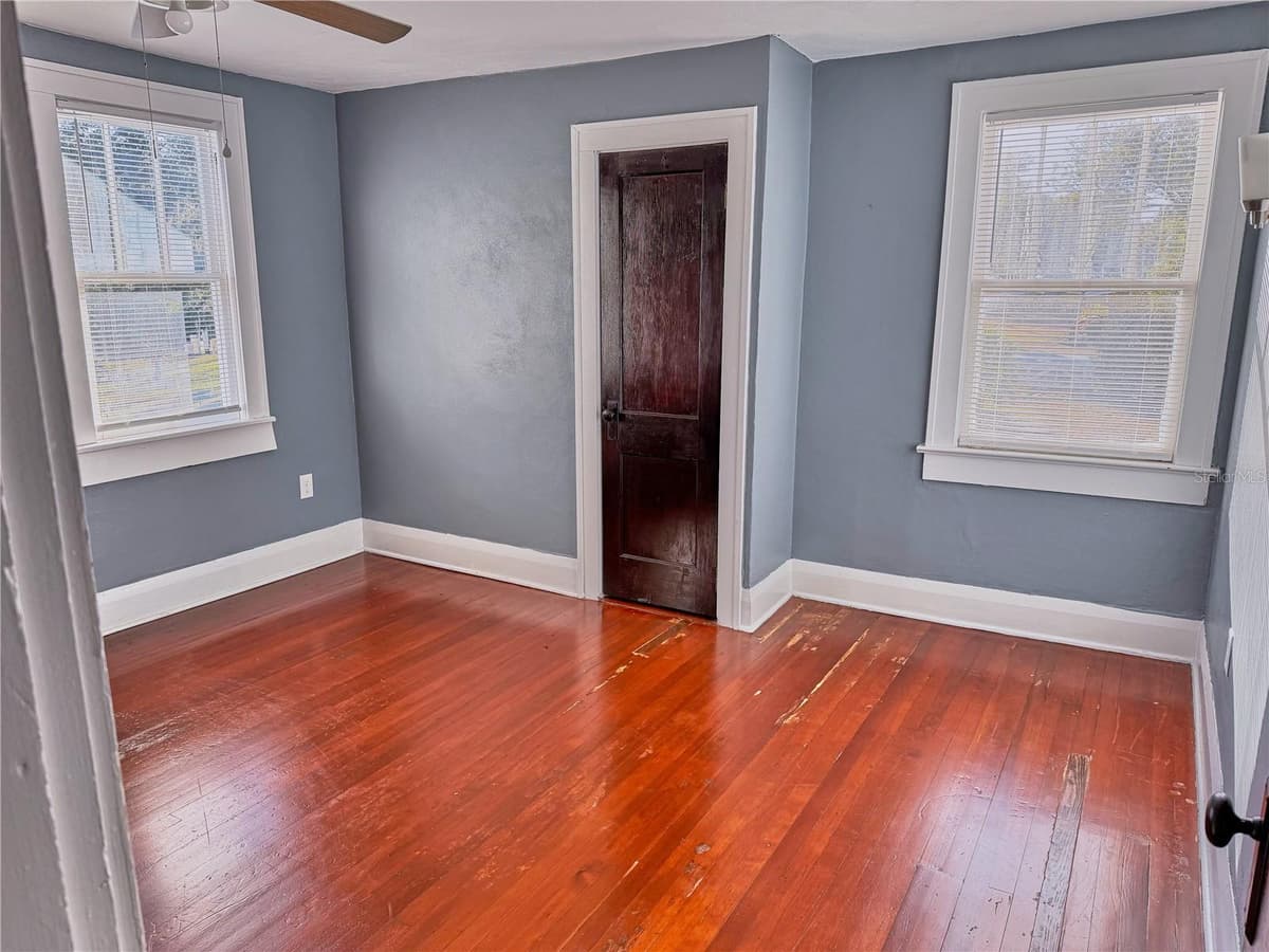 510 TIGHE AVENUE — photo 24 of 48