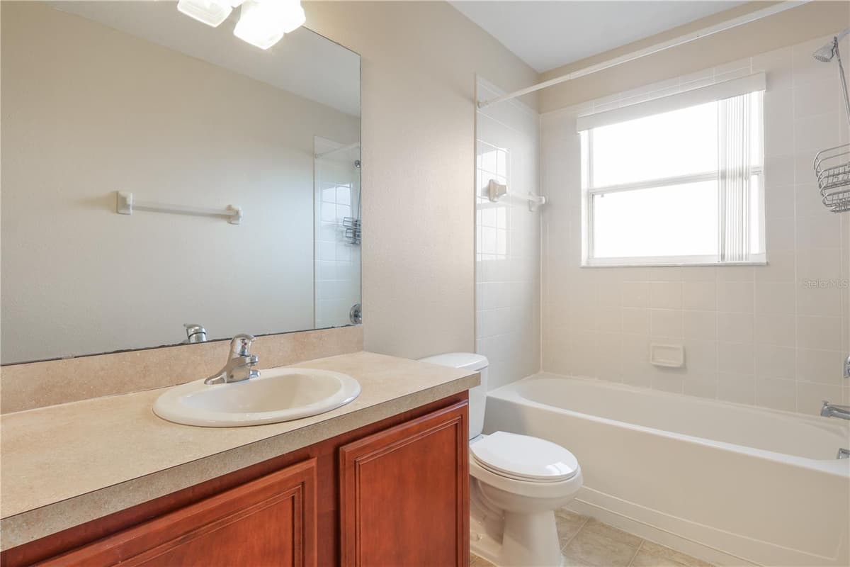 196 ATHABASCA DRIVE — photo 17 of 29