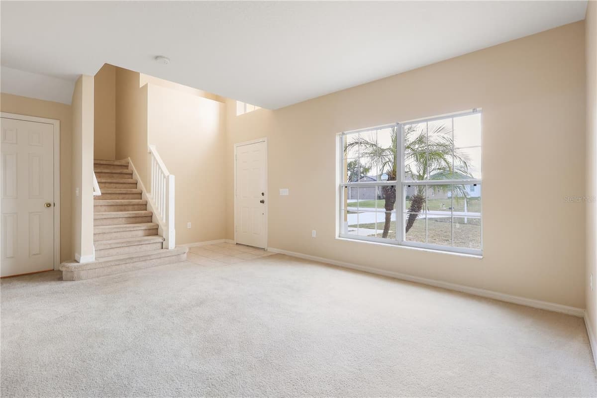 196 ATHABASCA DRIVE — photo 12 of 29