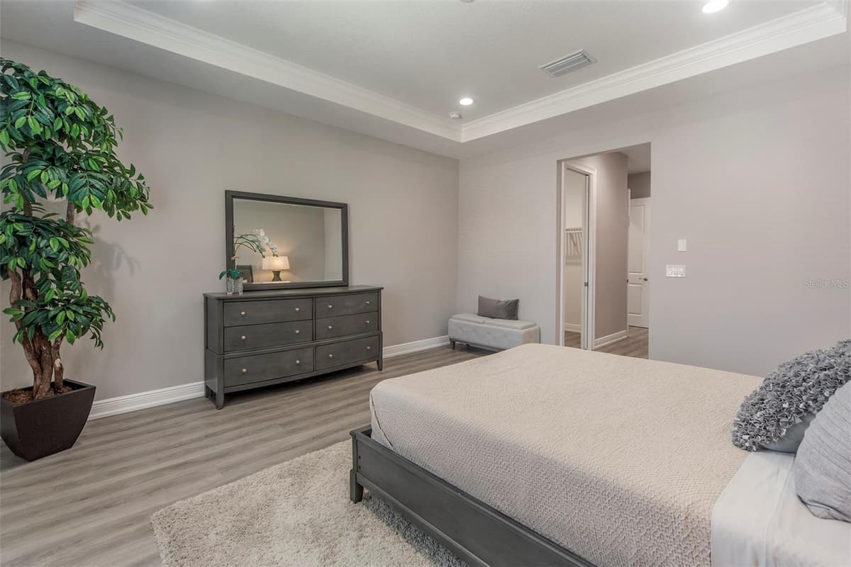 17B FRANKLIN COURT — photo 10 of 22