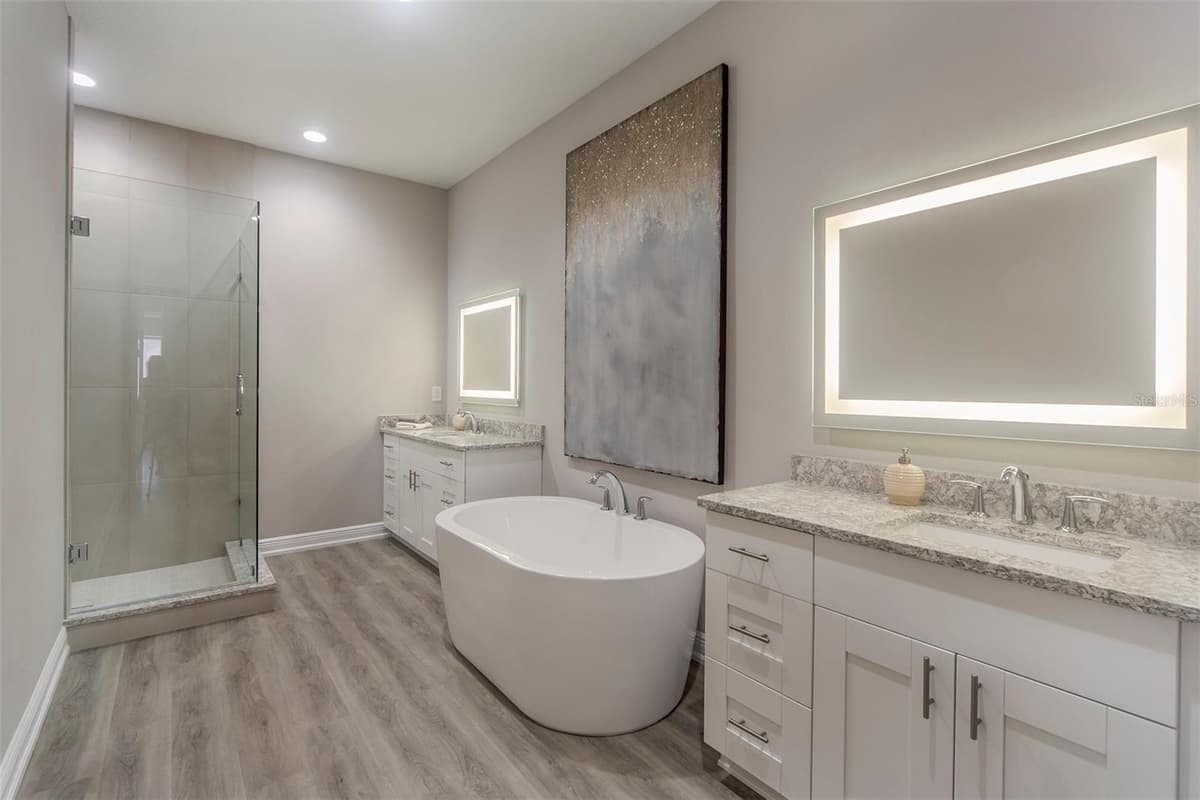 17B FRANKLIN COURT — photo 11 of 22
