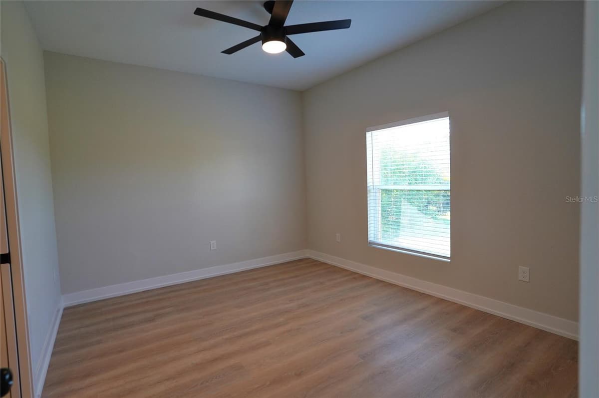 12030 TETZEL AVENUE — photo 17 of 59