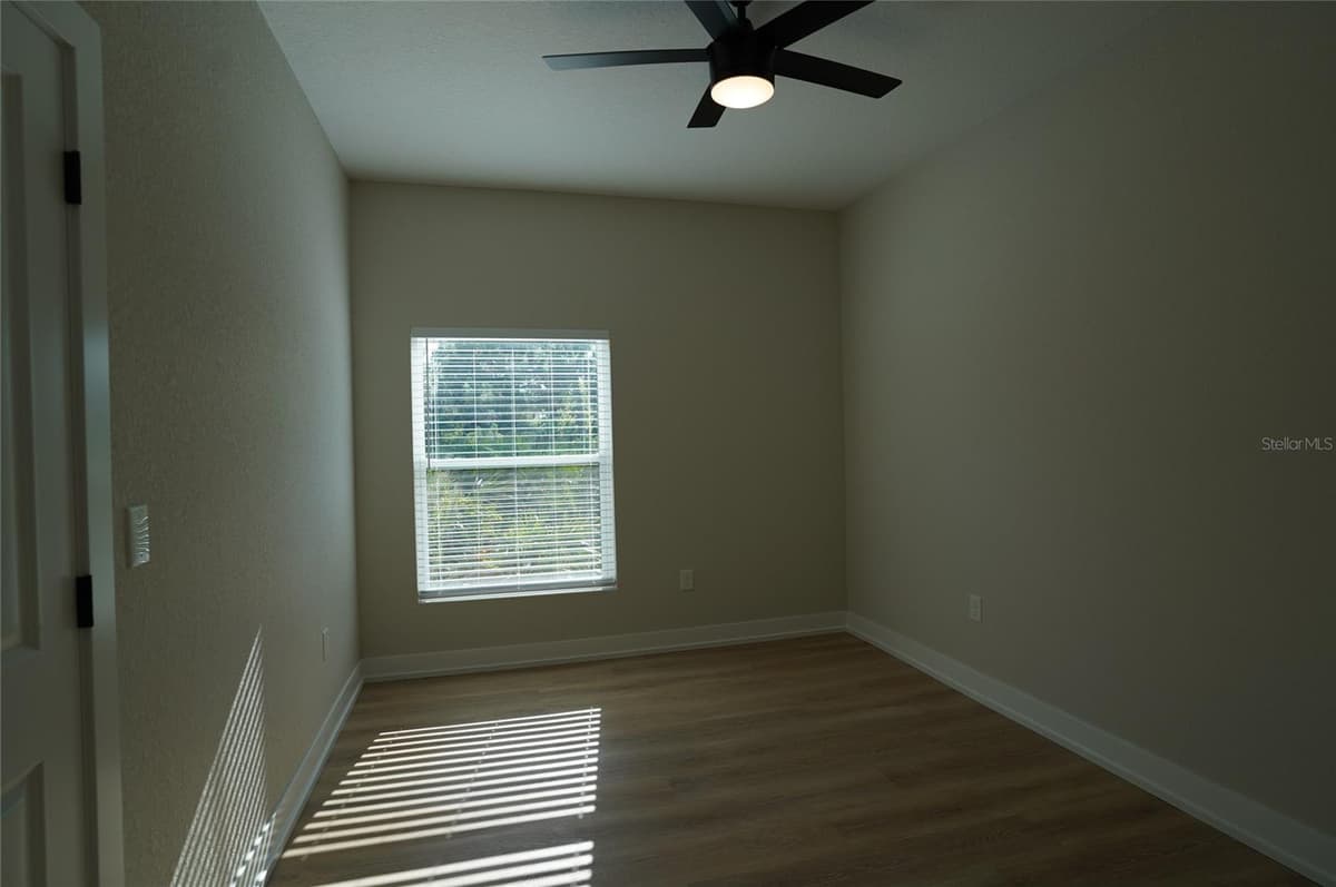 12030 TETZEL AVENUE — photo 13 of 59