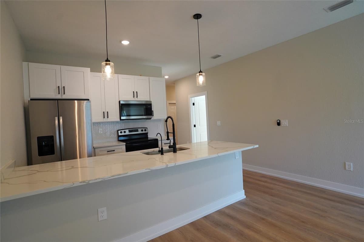 12030 TETZEL AVENUE — photo 16 of 59