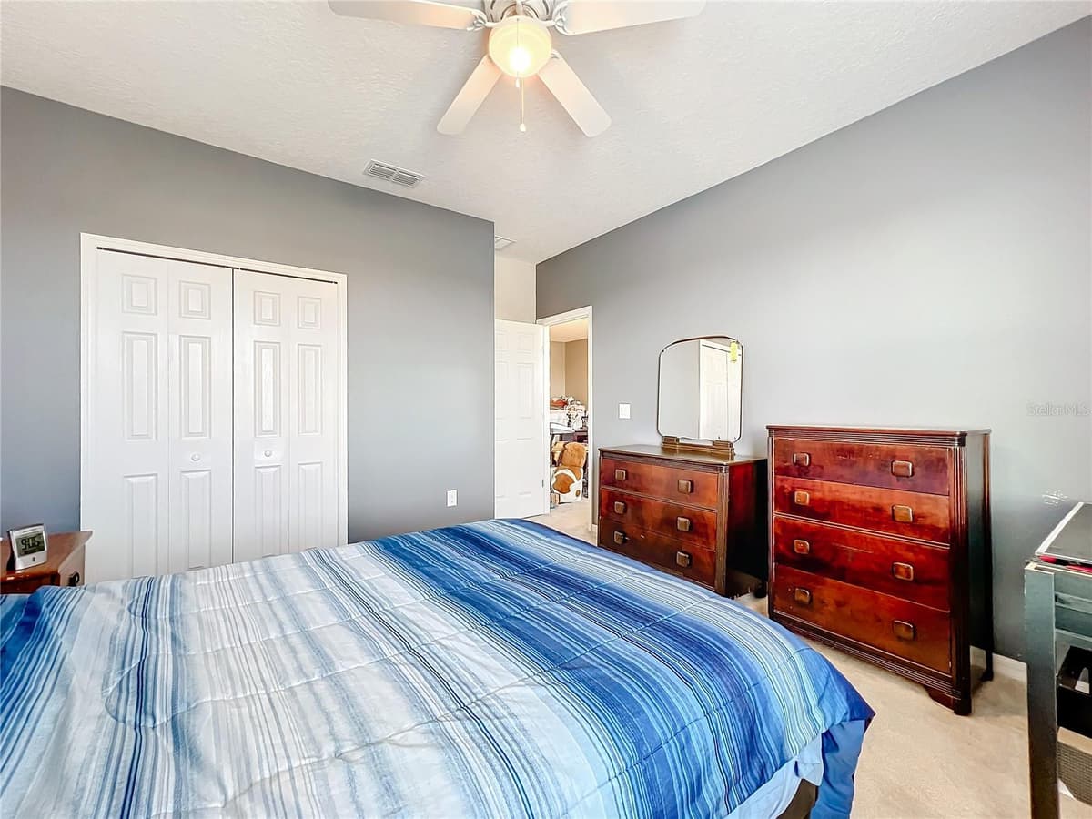 172 SEVILLE DRIVE — photo 41 of 47