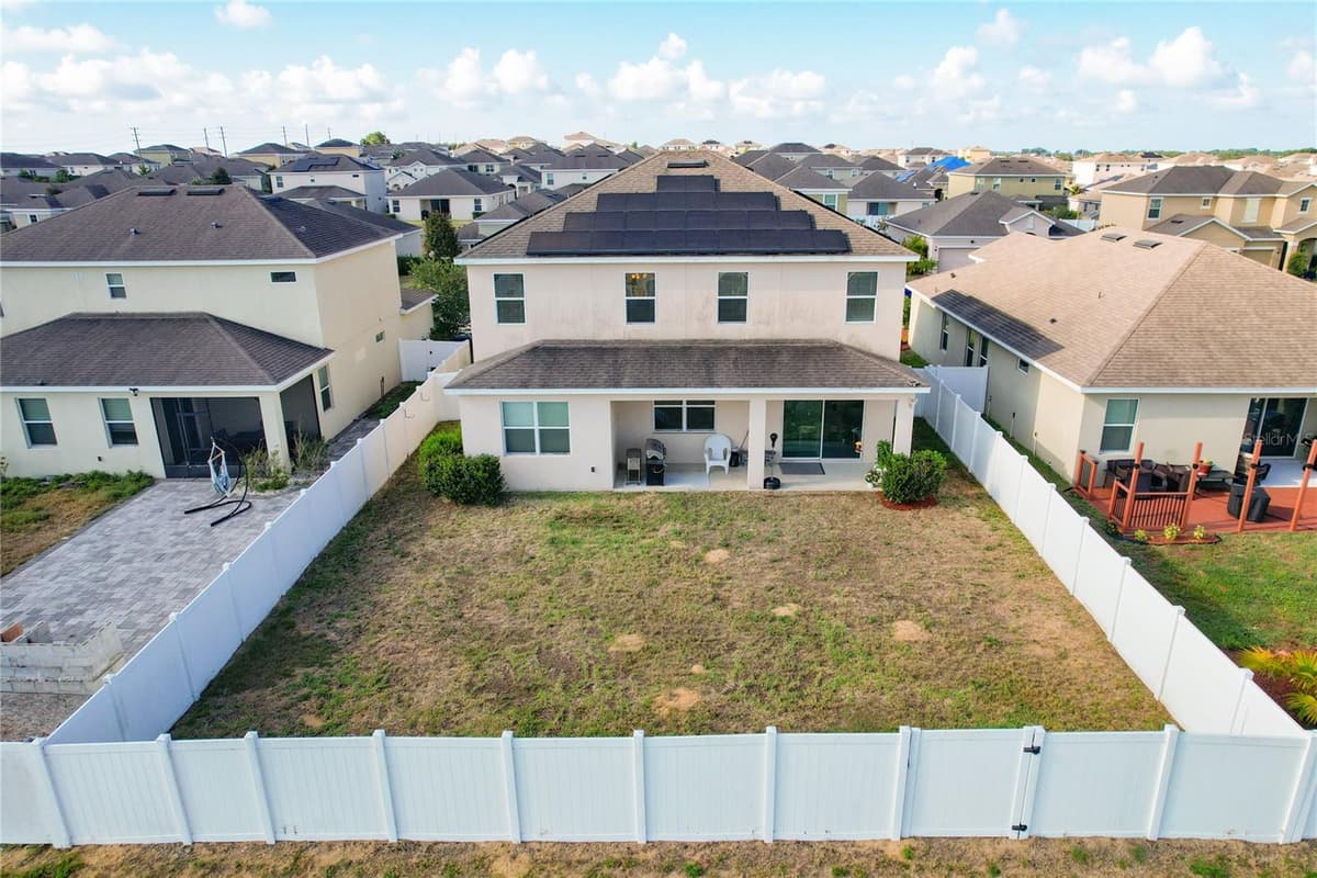172 SEVILLE DRIVE — photo 45 of 47