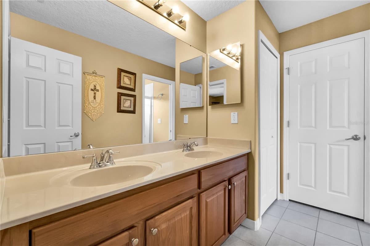 13144 COLDWATER LOOP — photo 33 of 52