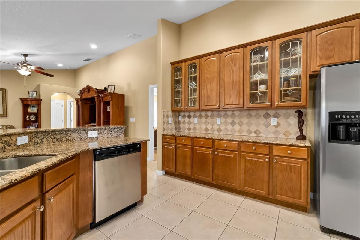 13144 COLDWATER LOOP — photo 15 of 52