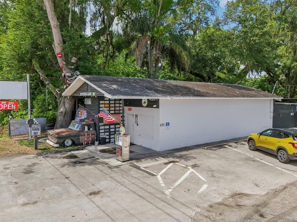 4723 GALL BOULEVARD — photo 11 of 20