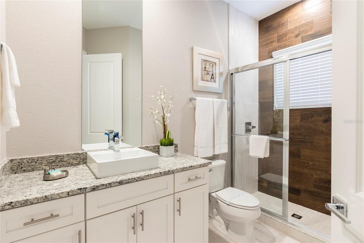 7532 SUNVILLE AVENUE — photo 9 of 22