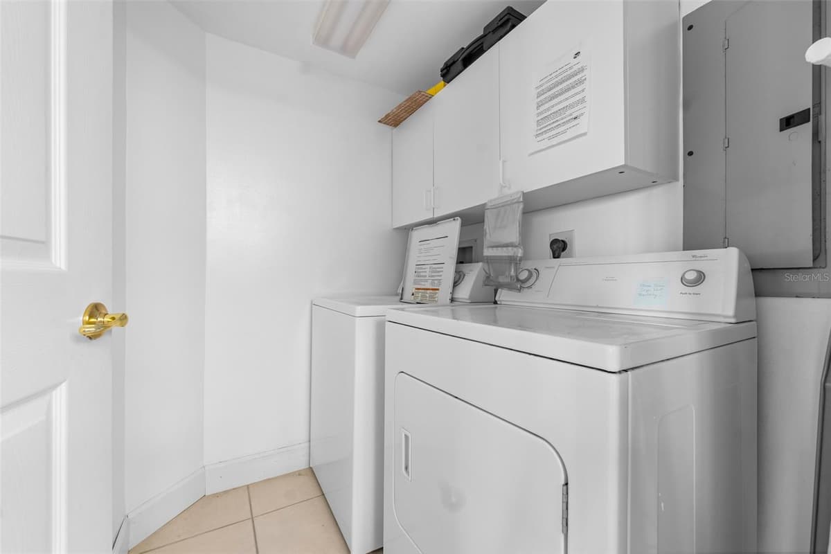 3425 ATLANTIC AVENUE — photo 18 of 60