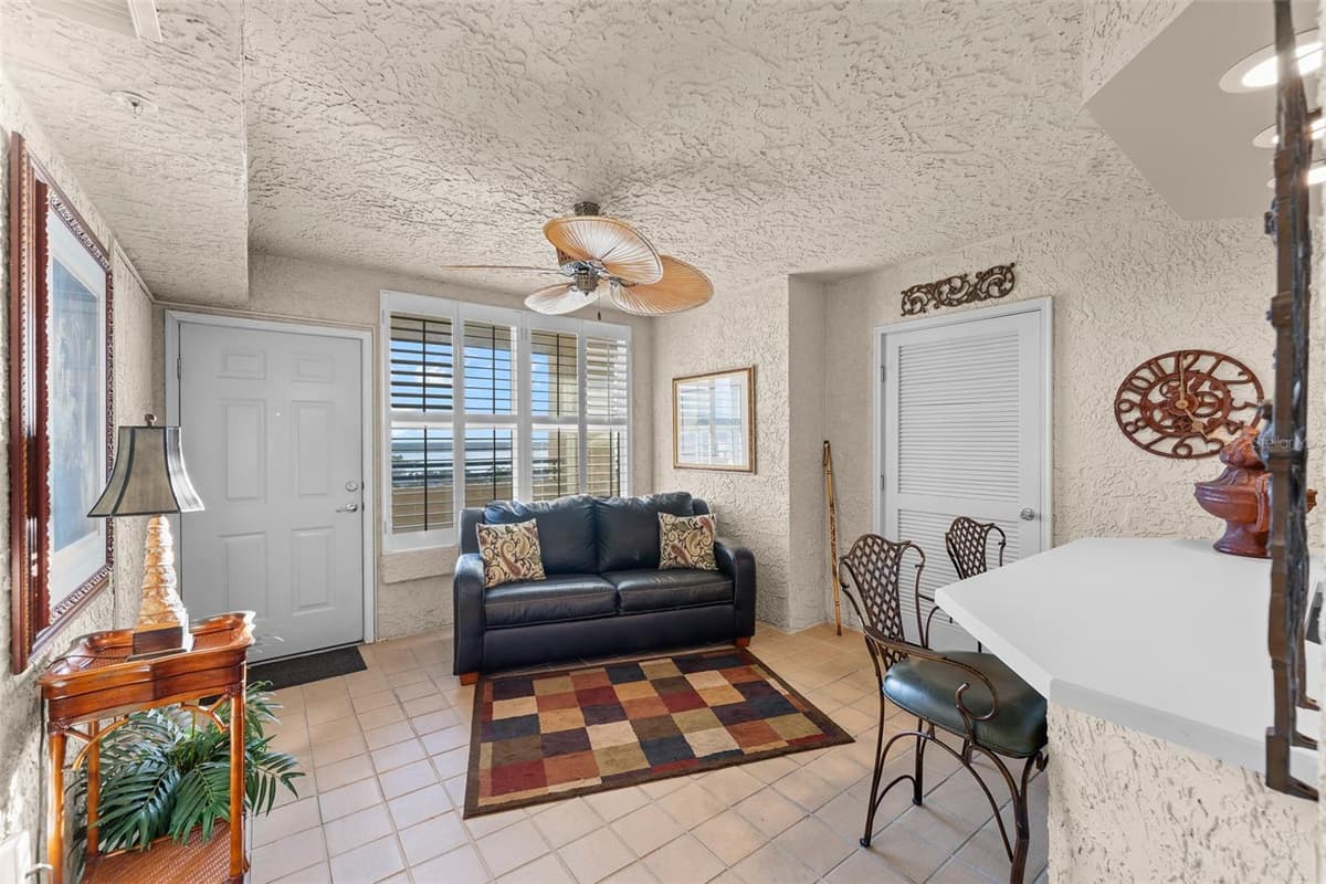 3425 ATLANTIC AVENUE — photo 12 of 60