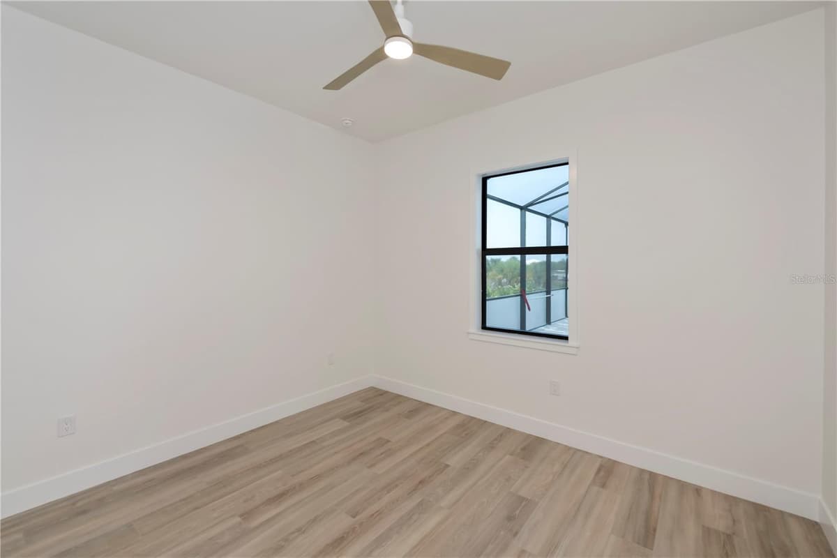 11 PINEHURST COURT — photo 39 of 54
