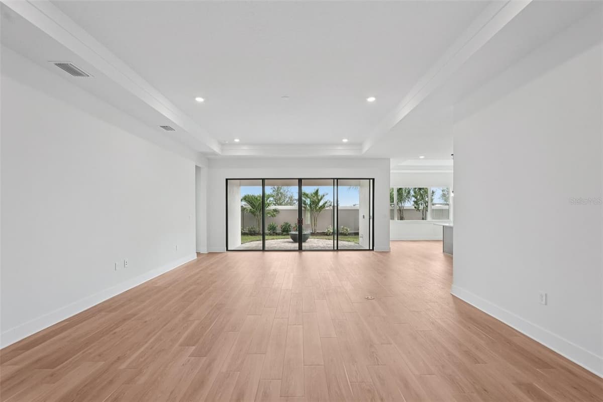 8320 GOLDEN BEACH COURT — photo 6 of 40