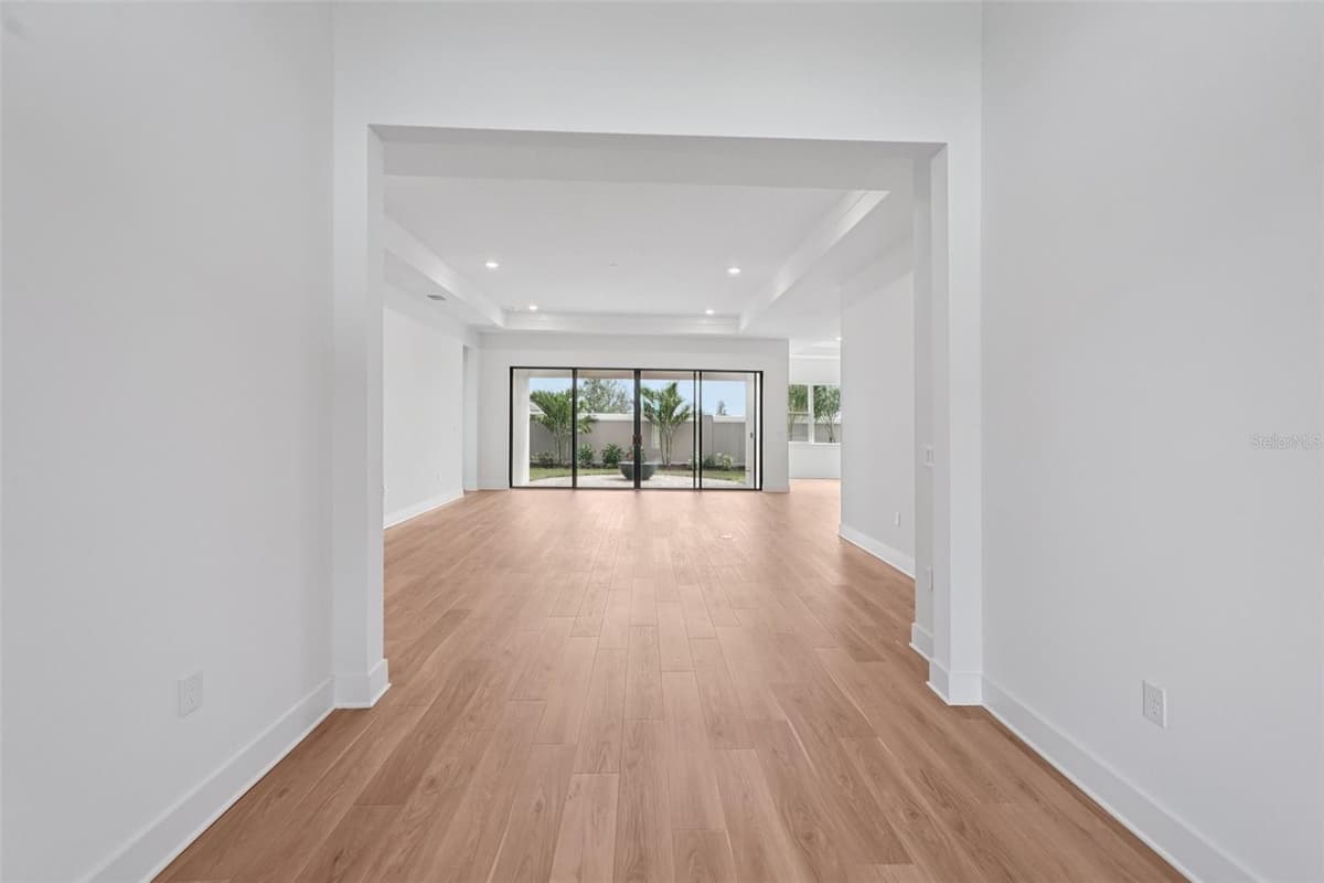 8320 GOLDEN BEACH COURT — photo 11 of 40
