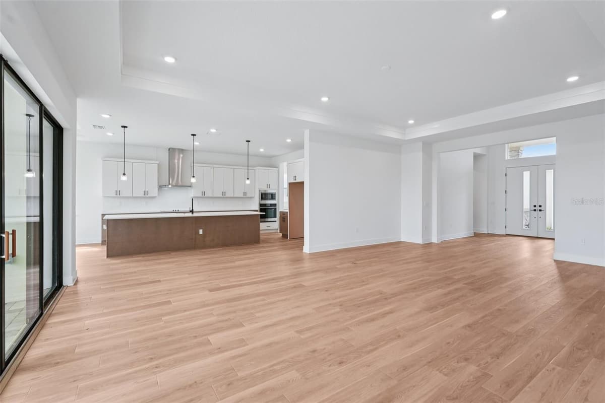 8320 GOLDEN BEACH COURT — photo 4 of 40