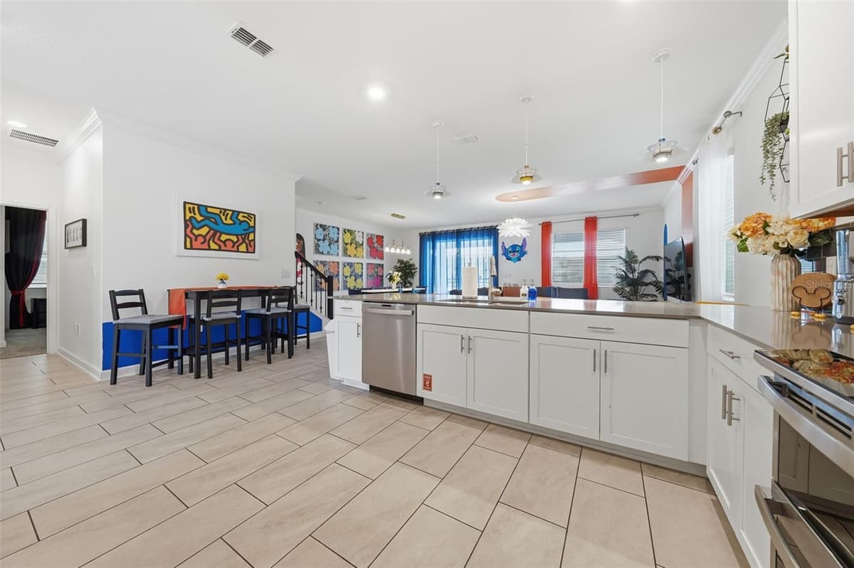 4189 PARAGRAPH DRIVE — photo 7 of 51