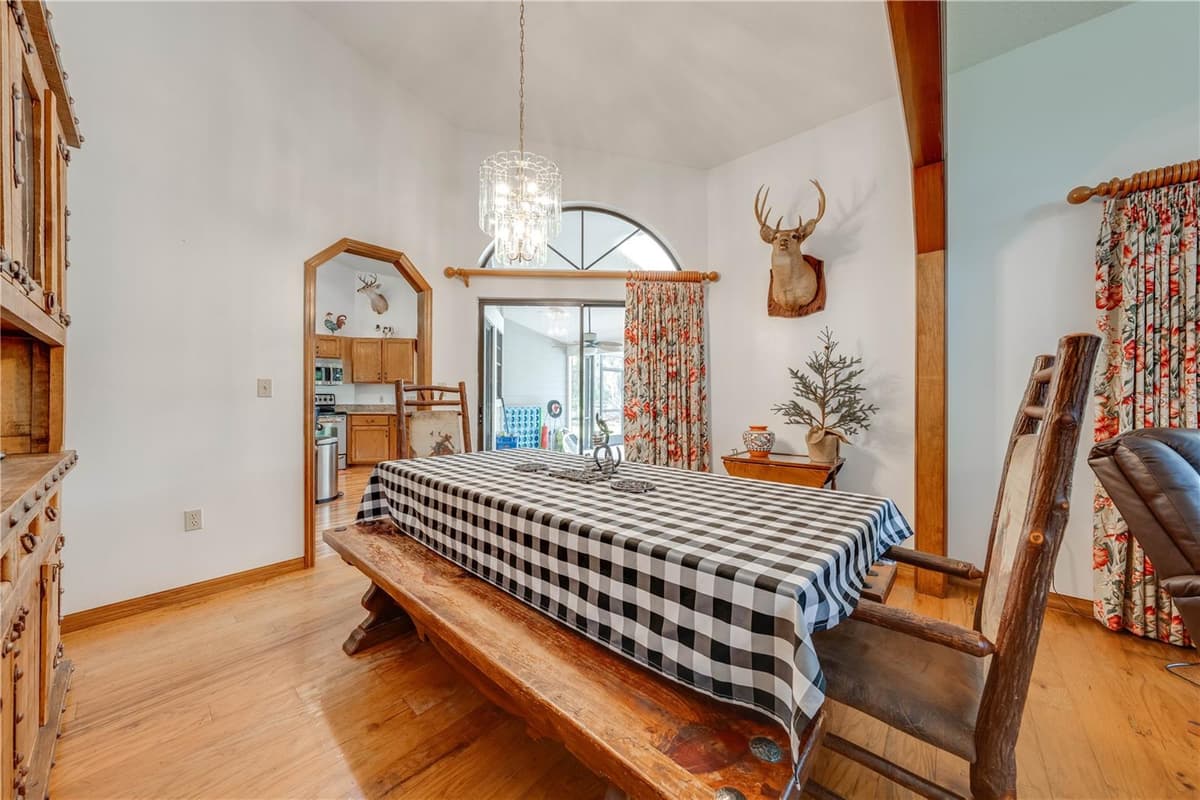 4450 KAISER AVE — photo 16 of 64