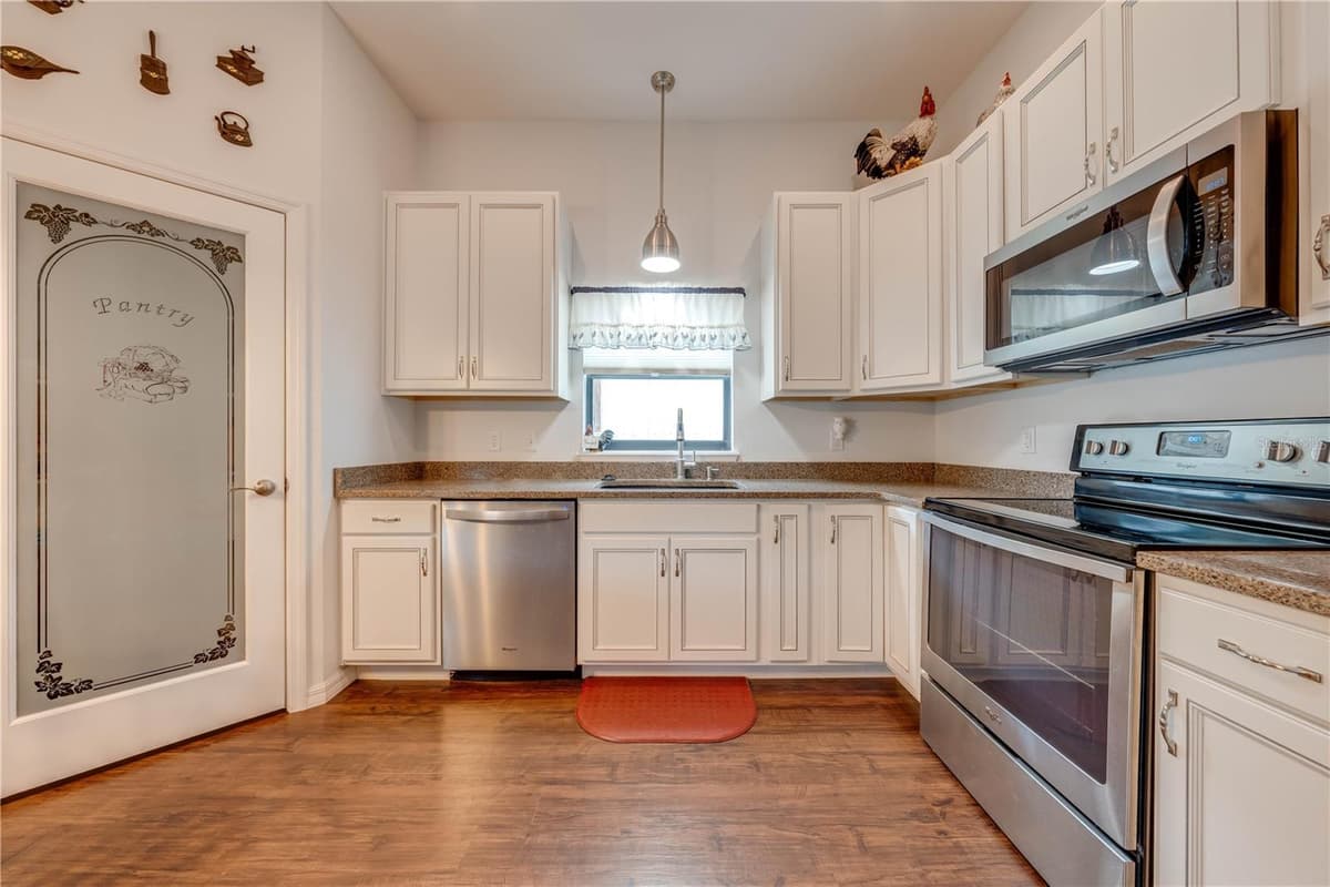 4450 KAISER AVE — photo 42 of 64