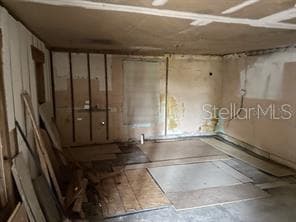 1605 ROSE LANE — photo 7 of 14