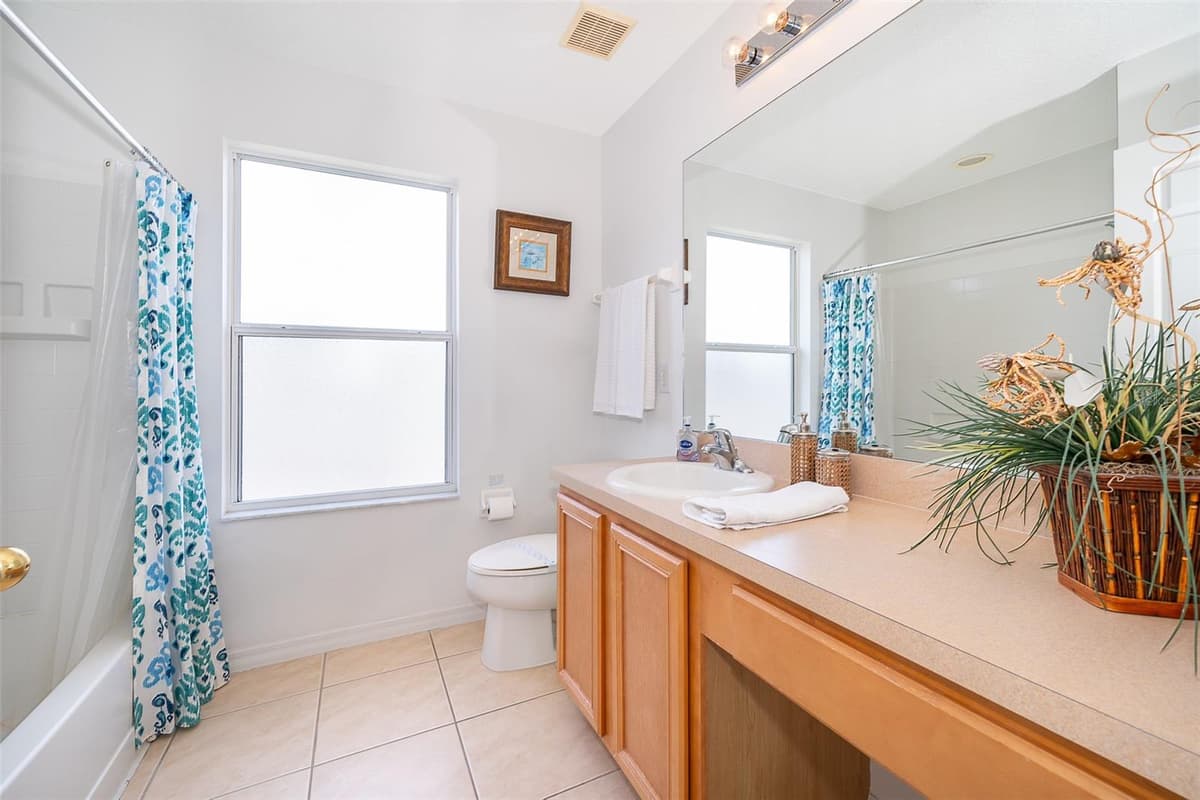 8612 LA ISLA DRIVE — photo 34 of 58
